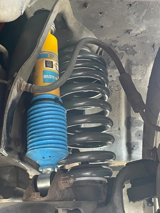 1995 Ford F-150 SVT Lightning 9th Gen - Image 12 of 21