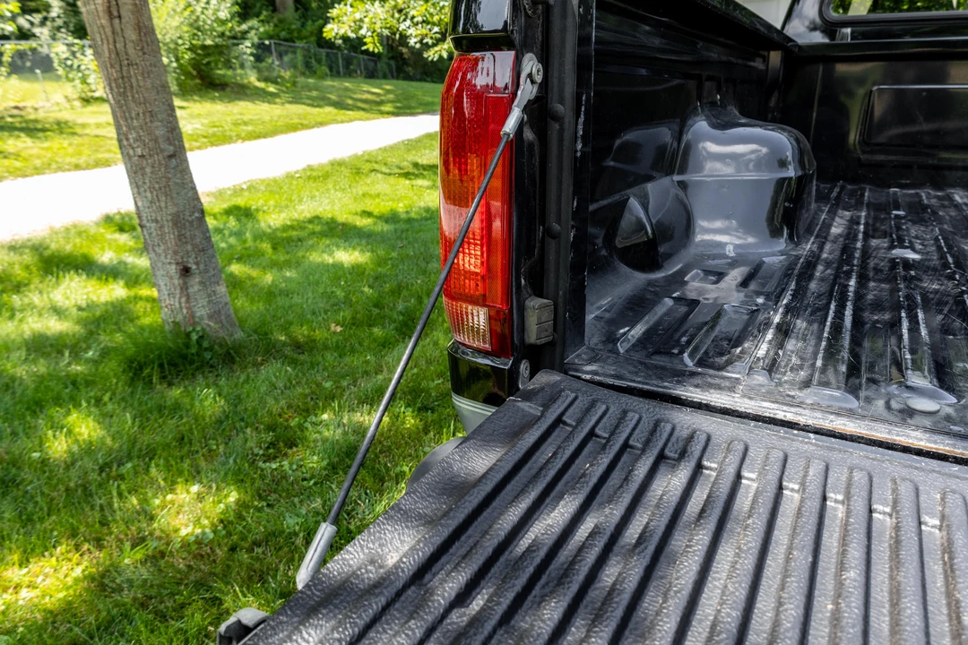 1995 Ford F-Series 9th Gen - Image 15 of 31