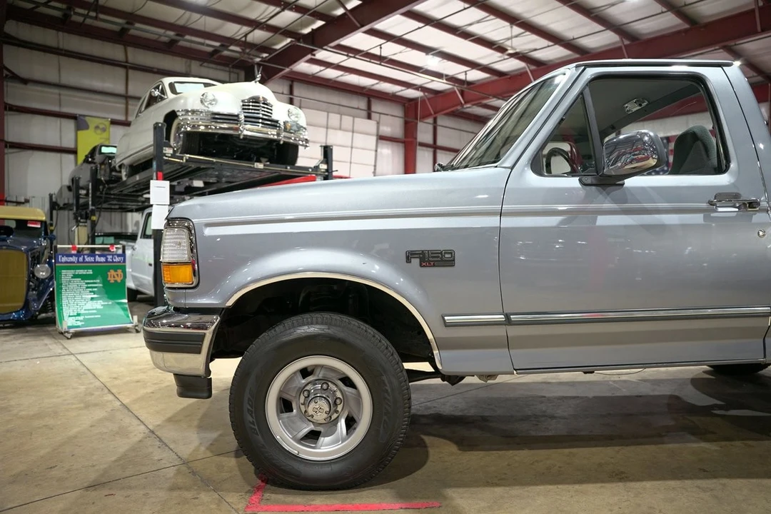 1995 Ford F-Series 9th Gen - Image 3 of 12