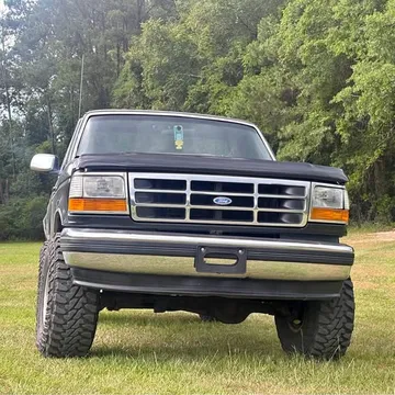 1995 Ford F-150 XLT Pickup 2D 6 1/2 ft