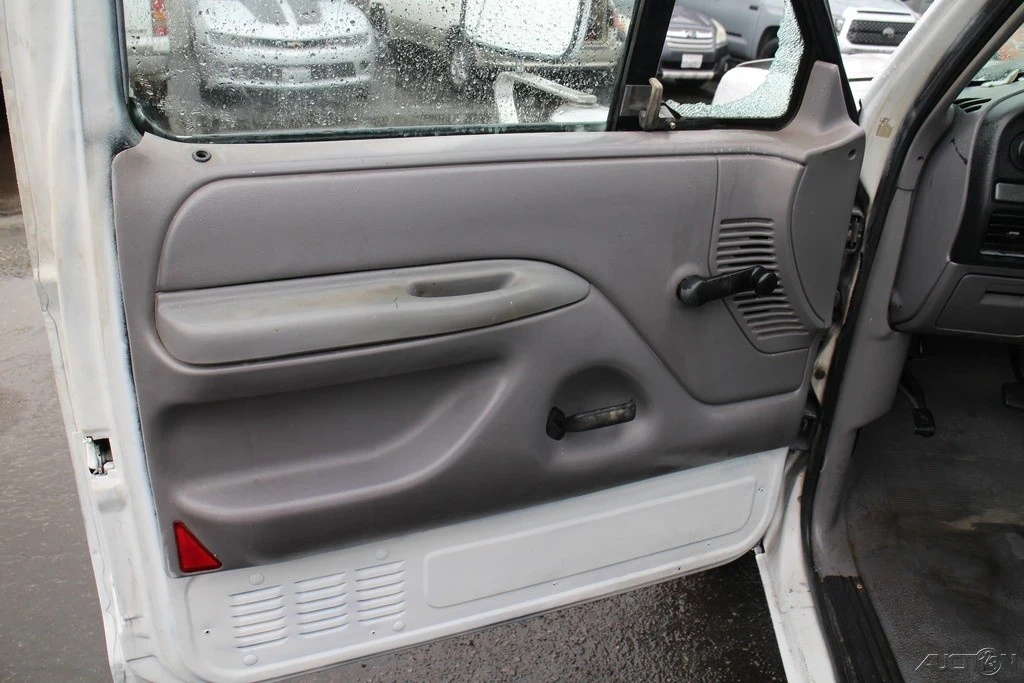 1995 Ford F-Series 9th Gen - Image 11 of 21