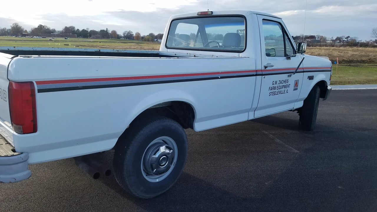 1995 Ford F-Series 9th Gen - Image 19 of 31