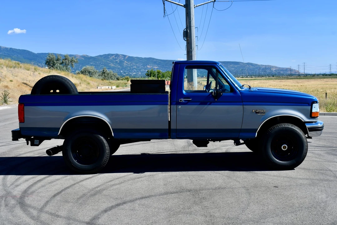 1995 Ford F-Series 9th Gen - Image 19 of 31