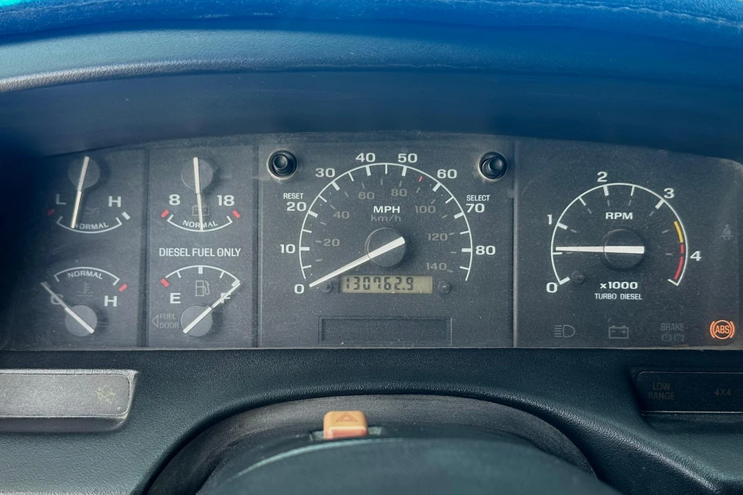 1995 Ford Super Duty - Image 24 of 31