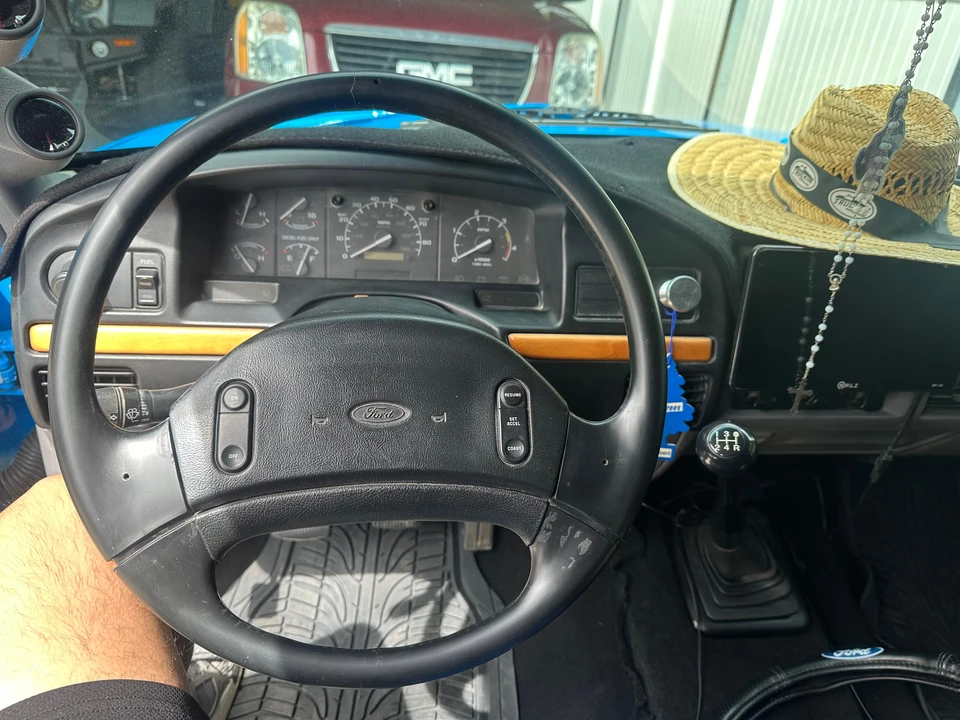 1995 Ford Super Duty - Image 30 of 31