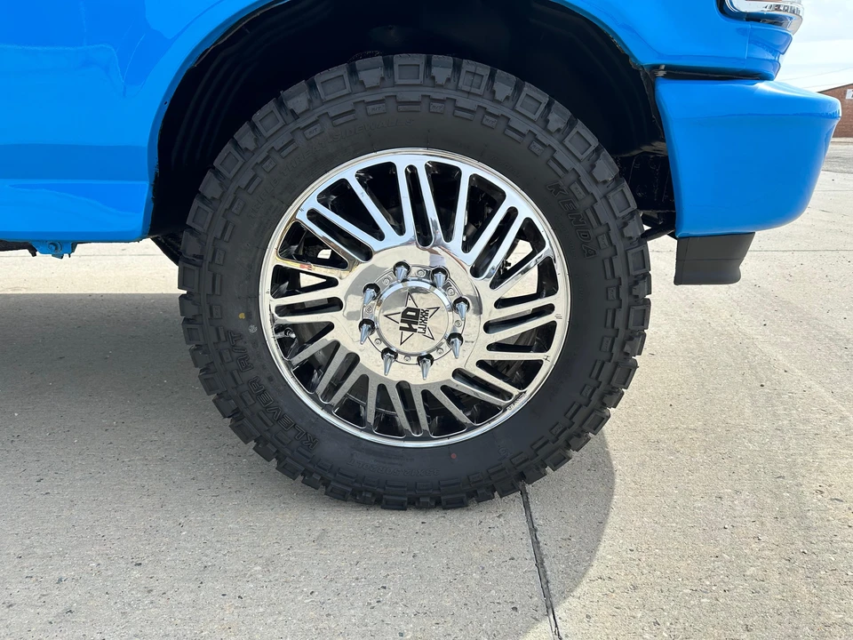 1995 Ford Super Duty - Image 20 of 31