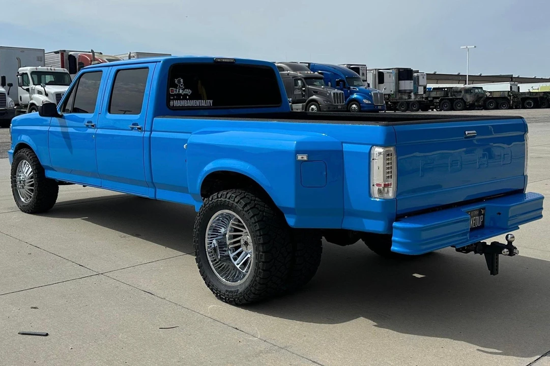 1995 Ford Super Duty - Image 4 of 31