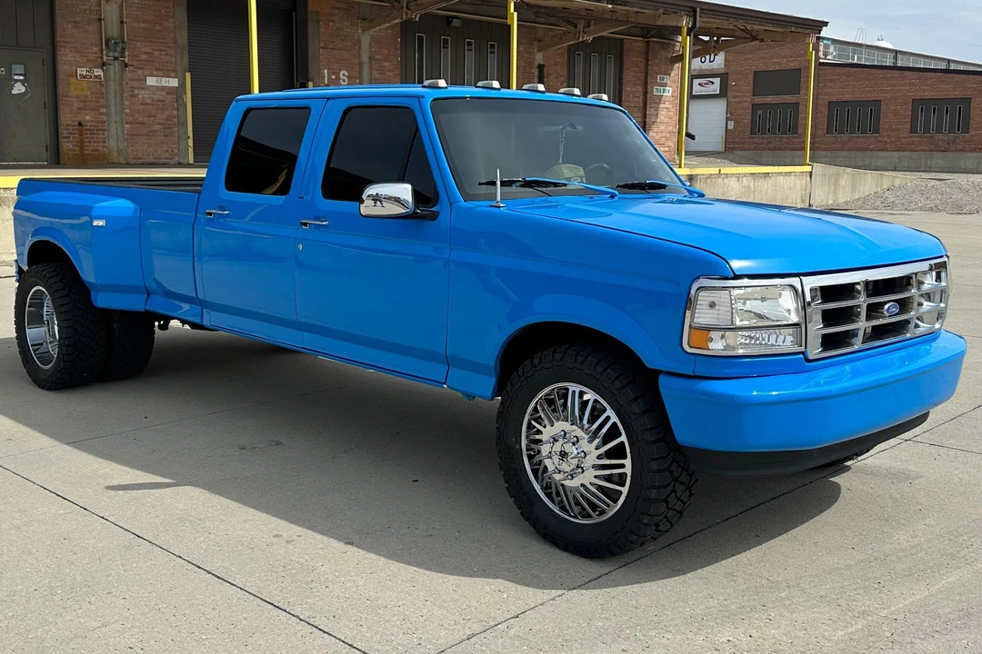 1995 Ford Super Duty - Image 10 of 31