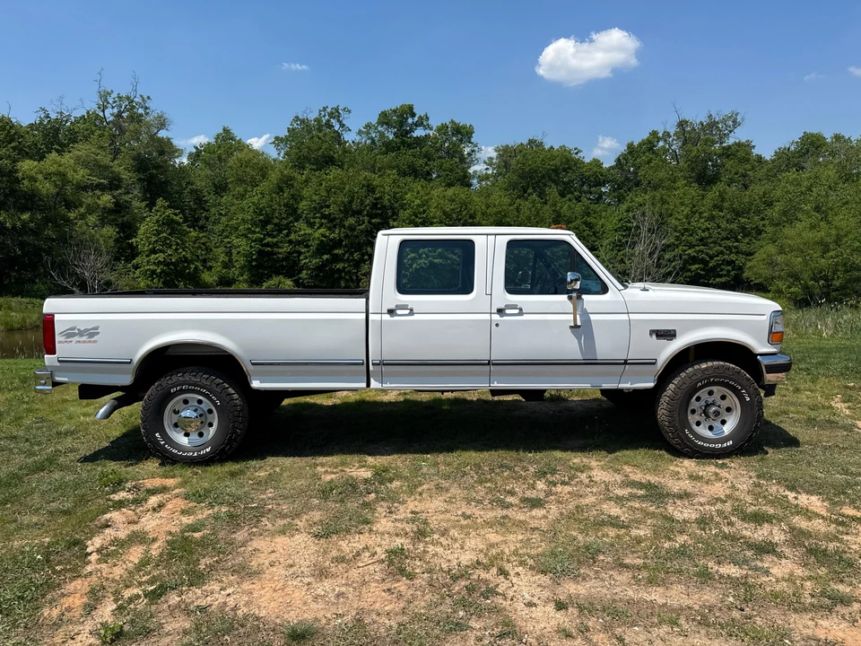 1995 Ford Super Duty - Image 19 of 31