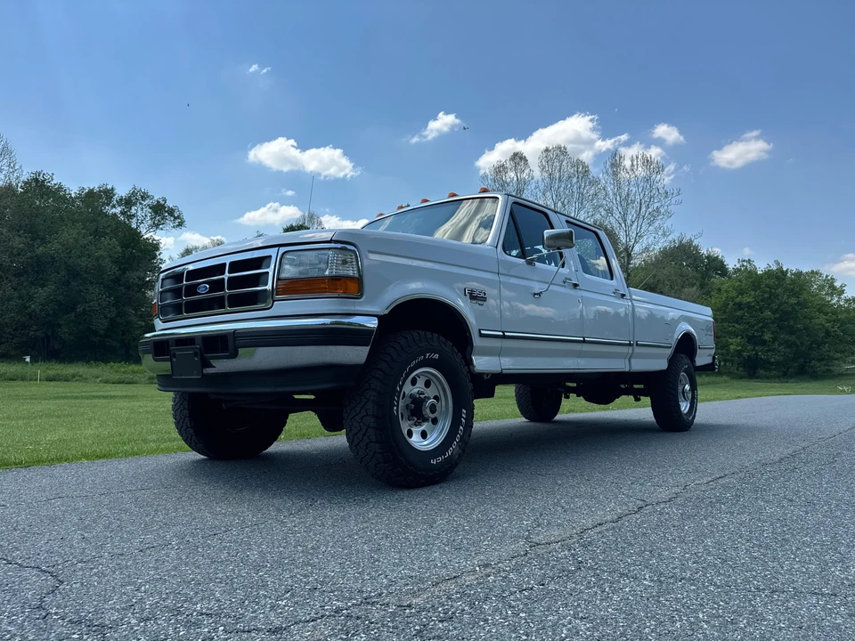 1995 Ford Super Duty - Image 25 of 31