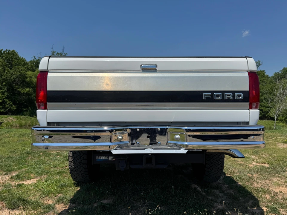 1995 Ford Super Duty - Image 16 of 31