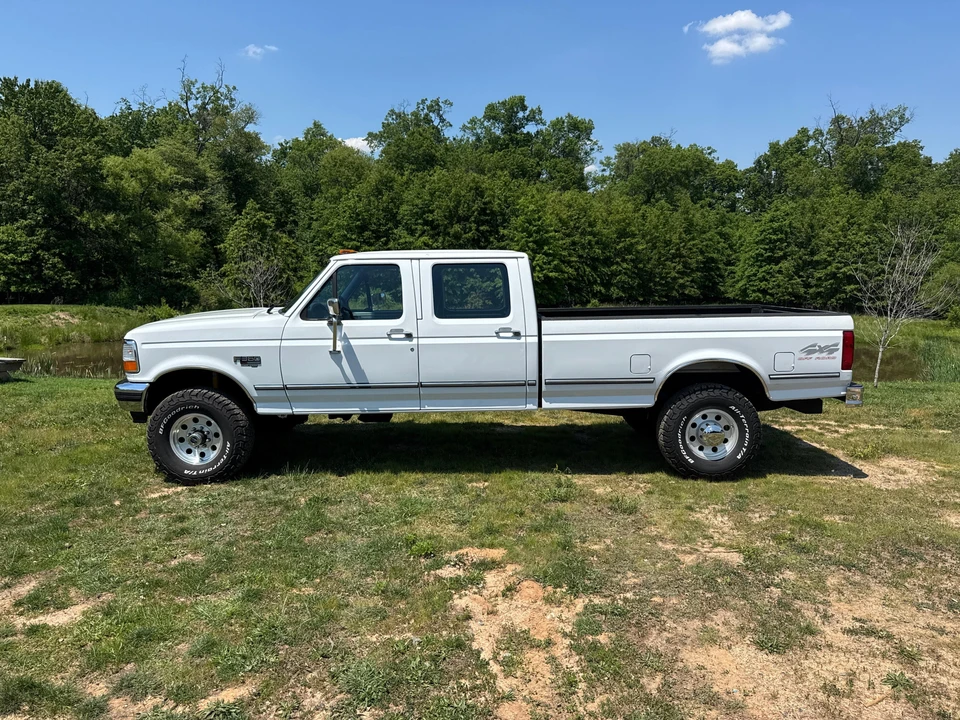 1995 Ford Super Duty - Image 12 of 31