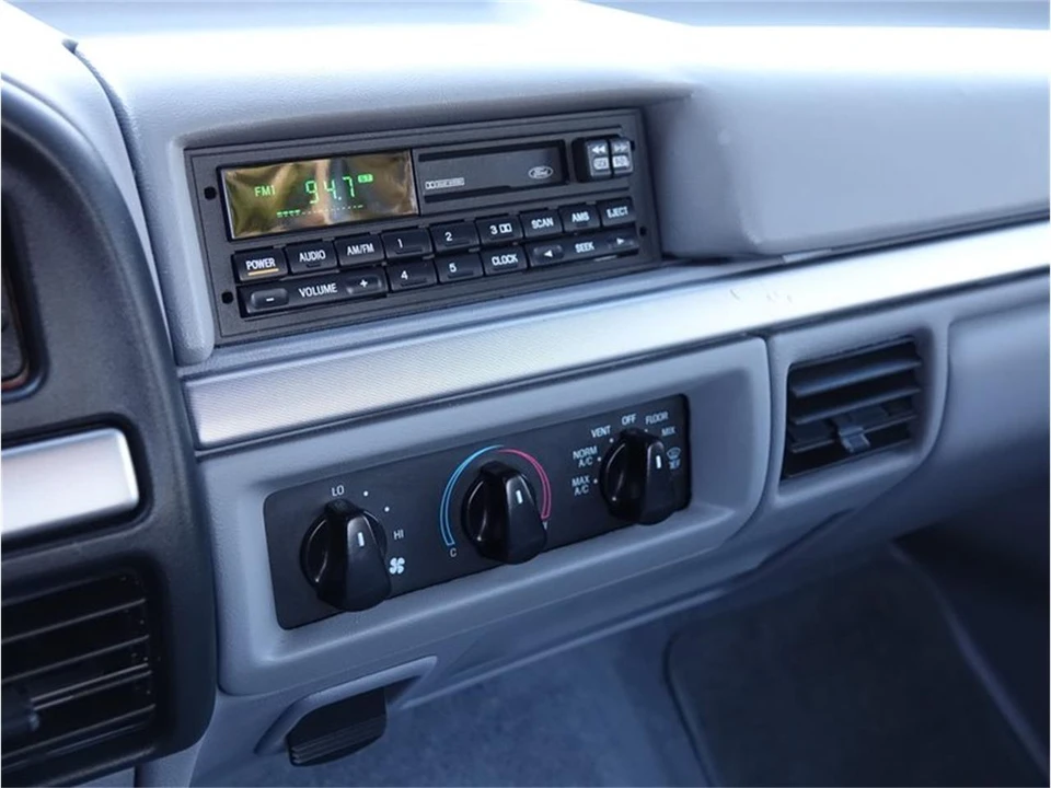 1995 Ford F-Series 9th Gen - Image 28 of 31