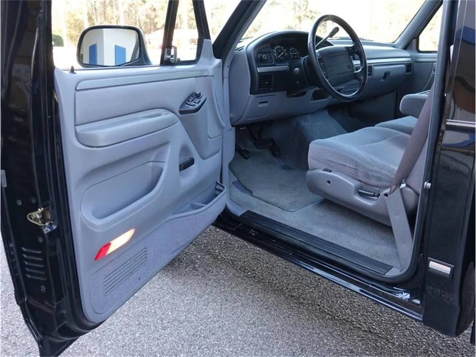1995 Ford F-Series 9th Gen - Image 23 of 31
