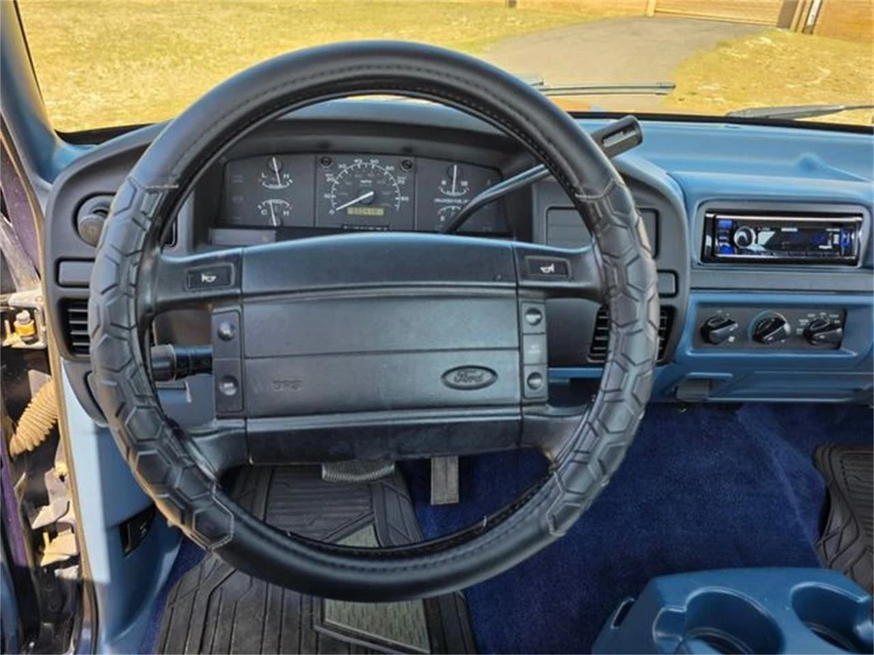 1995 Ford F-Series 9th Gen - Image 17 of 31