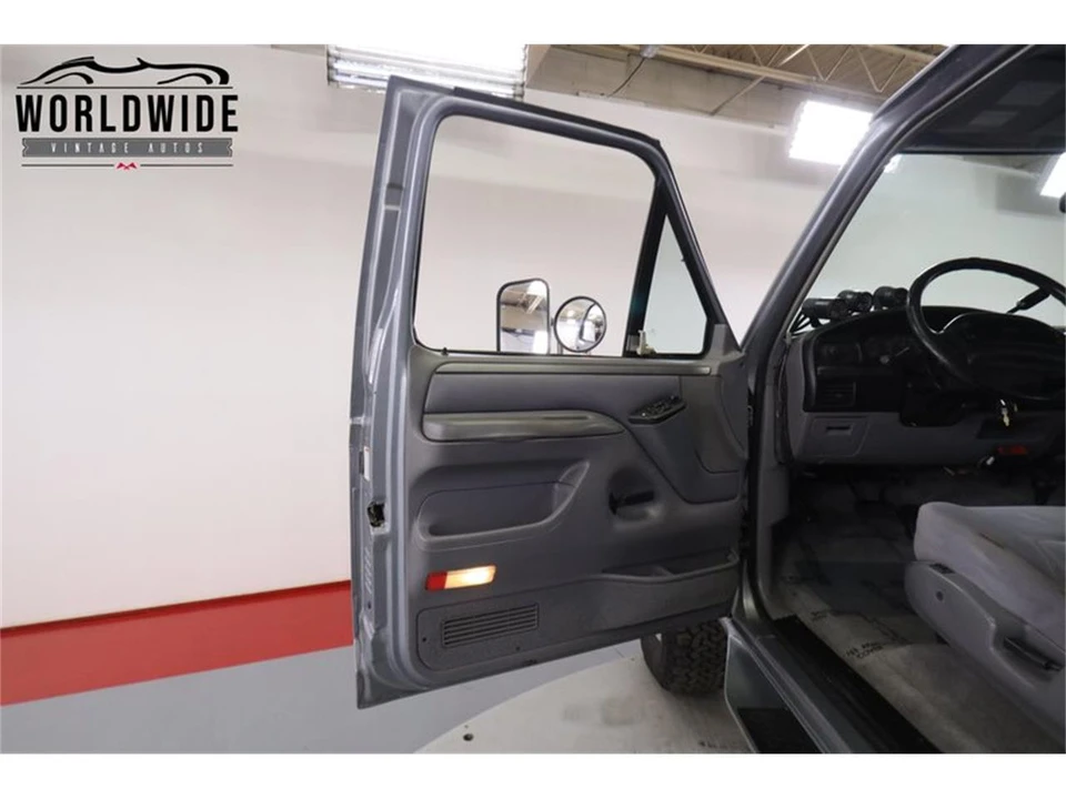 1995 Ford F-Series 9th Gen - Image 23 of 31