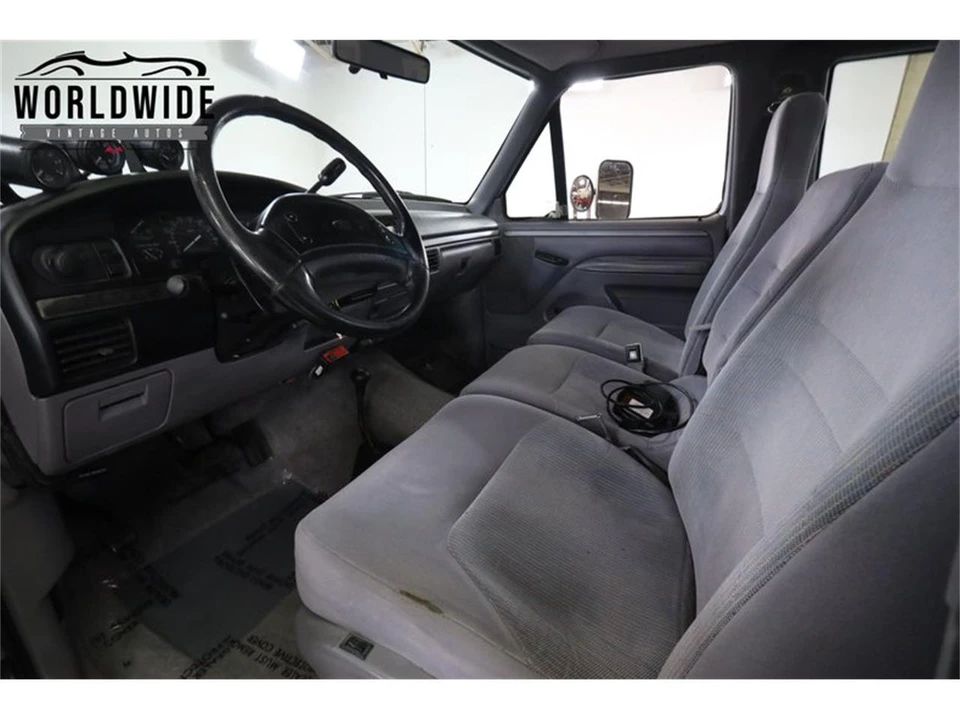 1995 Ford F-Series 9th Gen - Image 24 of 31