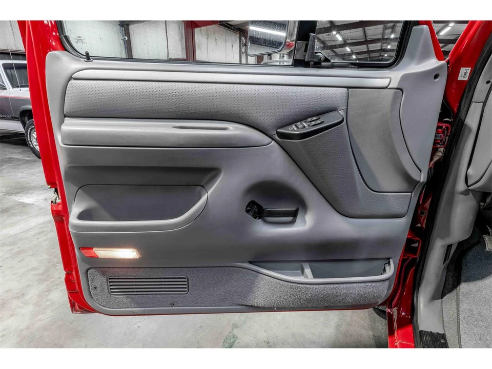 1995 Ford F-Series 9th Gen - Image 12 of 21