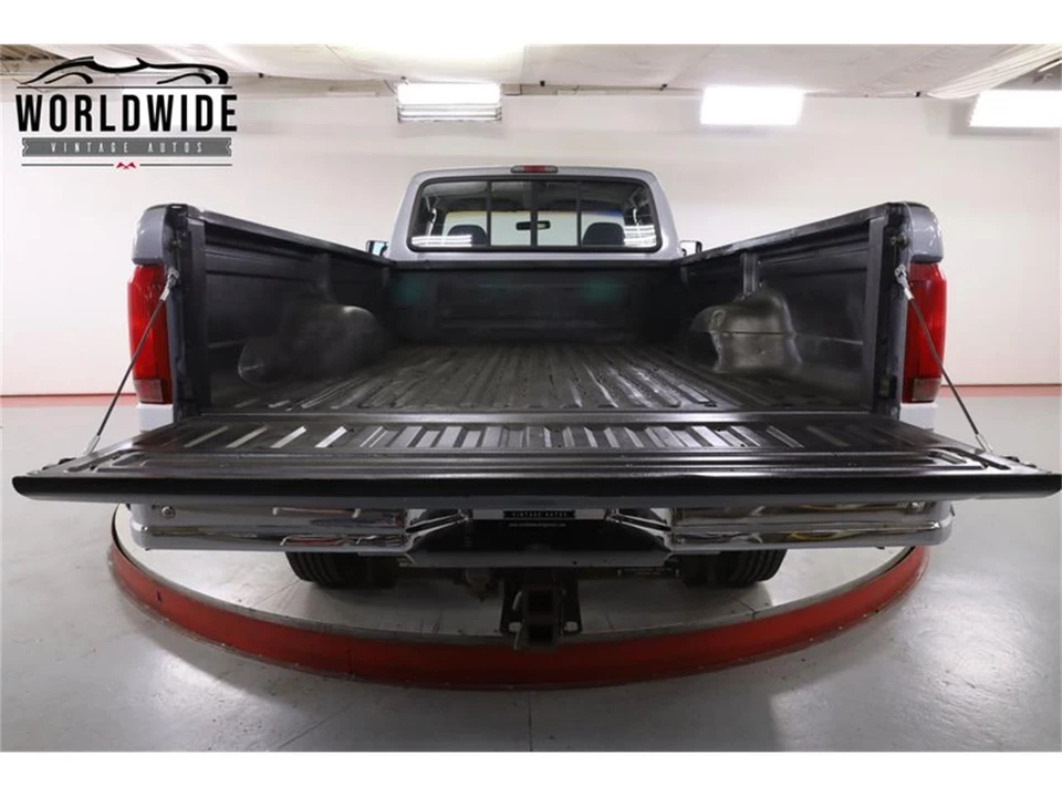 1995 Ford F-Series 9th Gen - Image 19 of 31