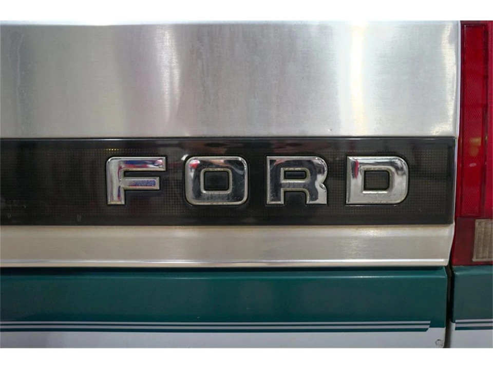 1995 Ford F-Series 9th Gen - Image 23 of 31
