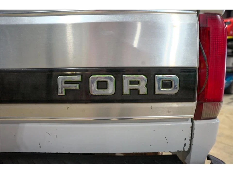 1995 Ford F-Series 9th Gen - Image 24 of 31
