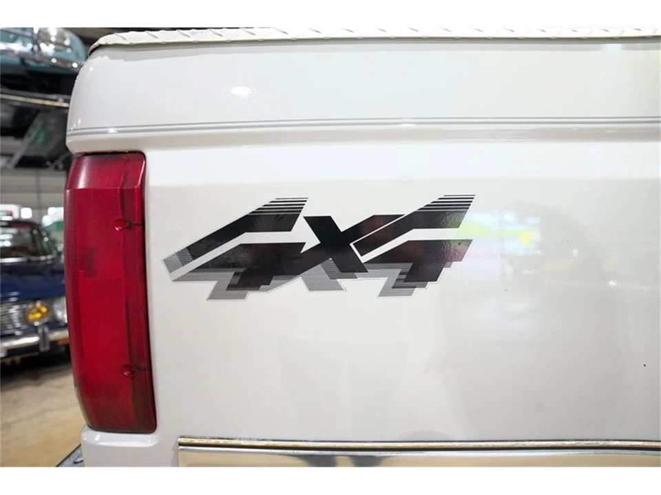 1995 Ford F-Series 9th Gen - Image 25 of 31