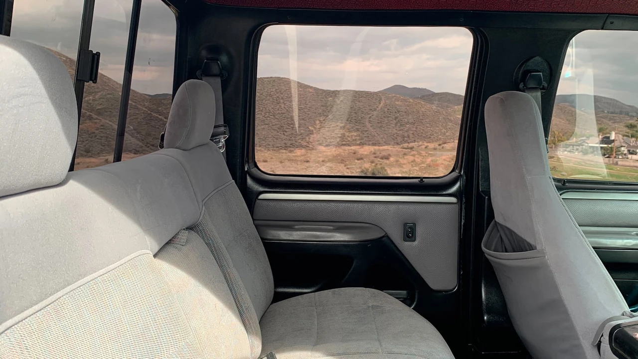 1995 Ford F-Series 9th Gen - Image 5 of 31