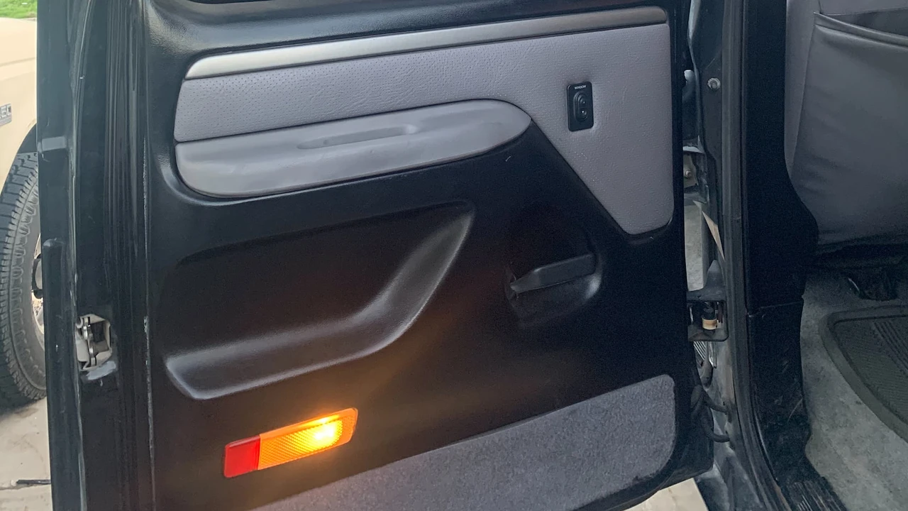 1995 Ford F-Series 9th Gen - Image 9 of 31