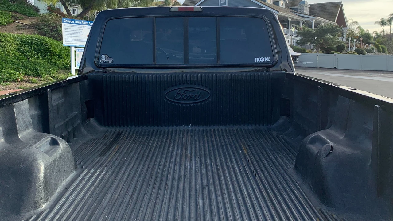 1995 Ford F-Series 9th Gen - Image 25 of 31