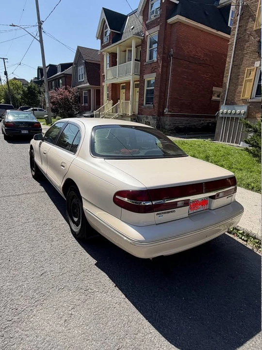 1995 Ford Crown Victoria - Image 3 of 8
