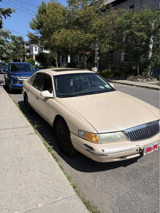 1995 Ford Crown Victoria - Image 6 of 8