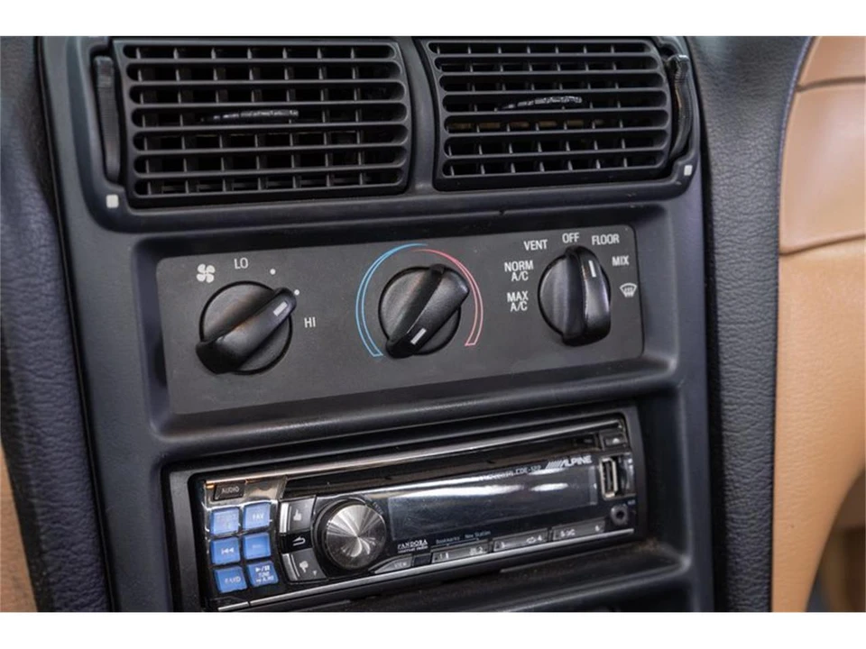 1995 Ford SN95 Mustang - Image 15 of 31