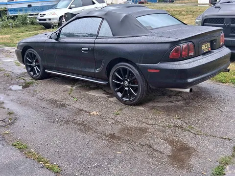 1995 Ford Mustang GT Convertible