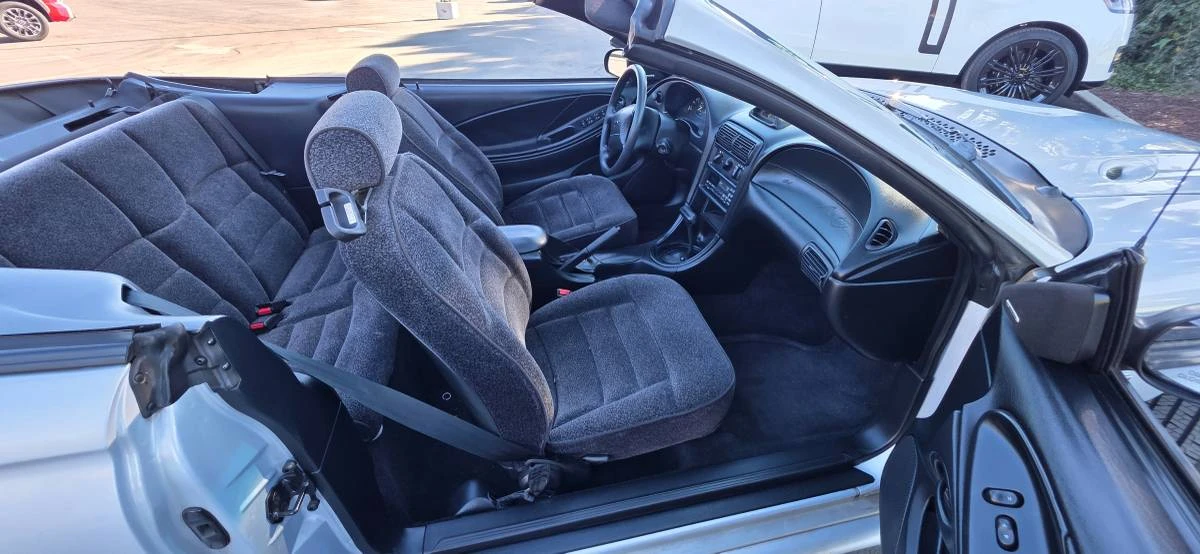 1995 Ford SN95 Mustang - Image 16 of 23
