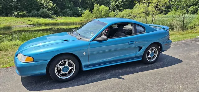 1995 Ford Mustang Coupe 2D