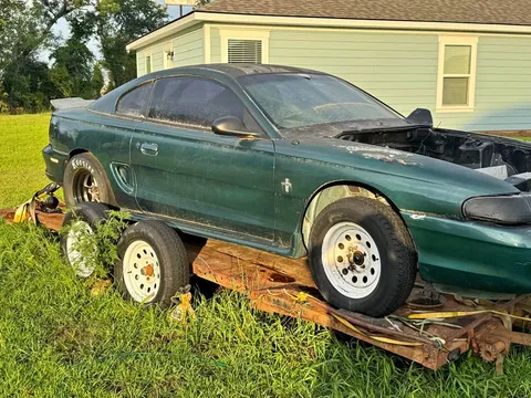 1995 Ford Mustang Coupe 2D
