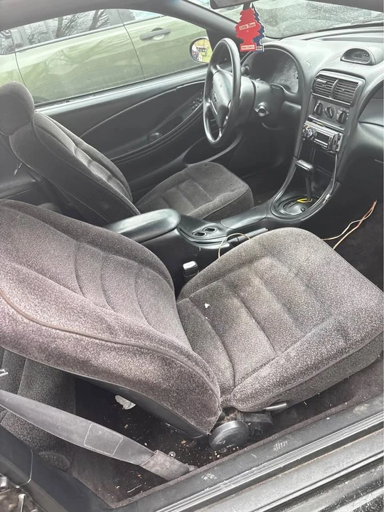 1995 Ford SN95 Mustang - Image 2 of 3