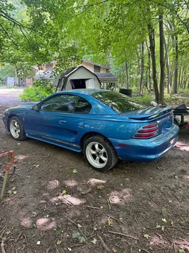 1995 Ford Mustang Deluxe Coupe 2D