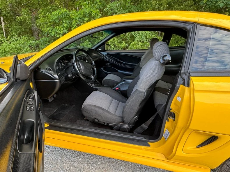 1995 Ford SN95 Mustang - Image 17 of 20