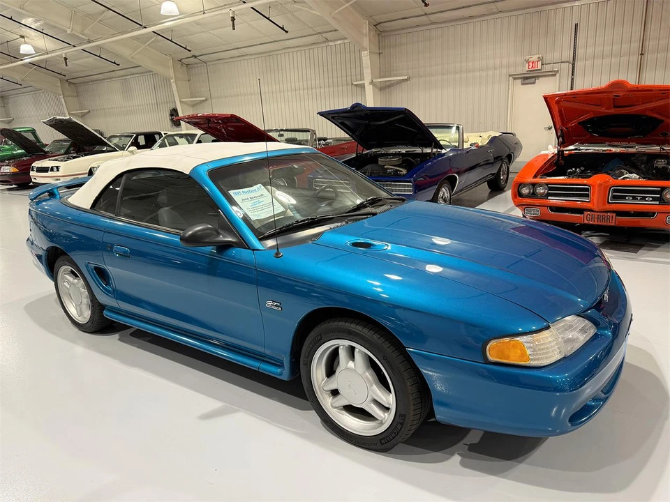 1995 Ford SN95 Mustang - Image 12 of 30
