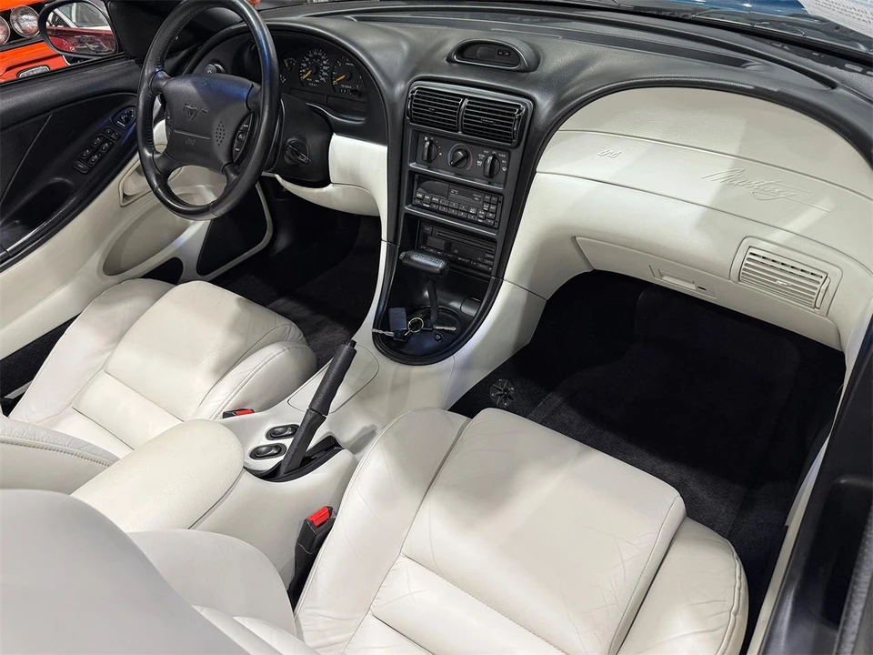 1995 Ford SN95 Mustang - Image 25 of 30