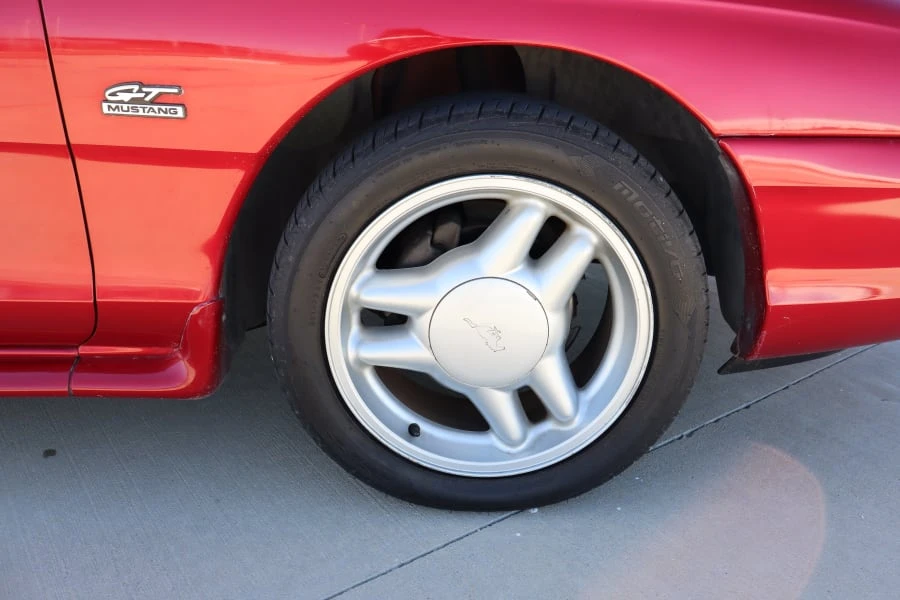 1995 Ford SN95 Mustang - Image 17 of 31