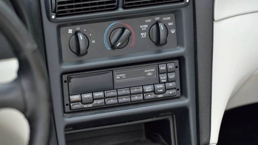 1995 Ford SN95 Mustang - Image 17 of 21