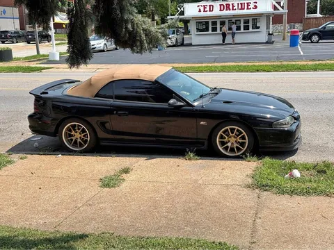 1995 Ford Mustang GT Convertible