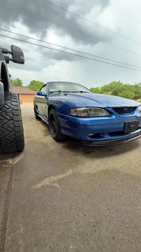 1995 Ford Mustang GT Convertible 2D