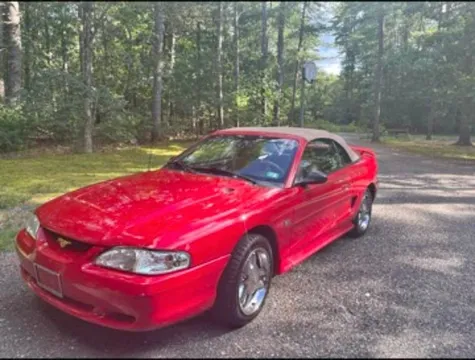 1995 Ford Mustang GT Convertible 2D