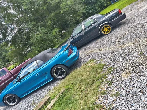 1995 Ford Mustang GT Convertible 2D