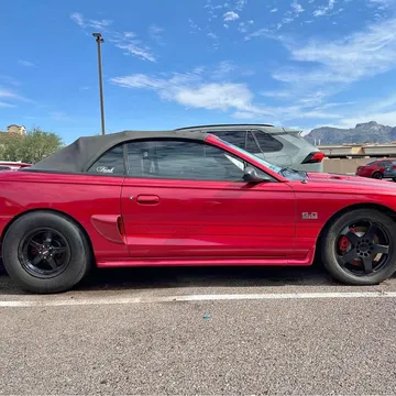 1995 Ford Mustang GT Convertible 2D