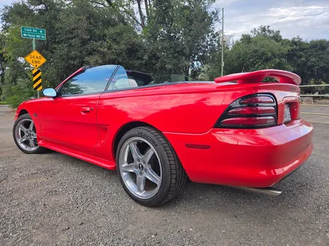 1995 Ford Mustang GT Convertible
