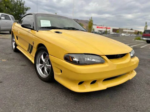 1995 Ford Mustang GT Coupe 2D